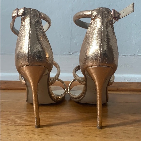 Rose gold stiletto - Picture 3 of 5